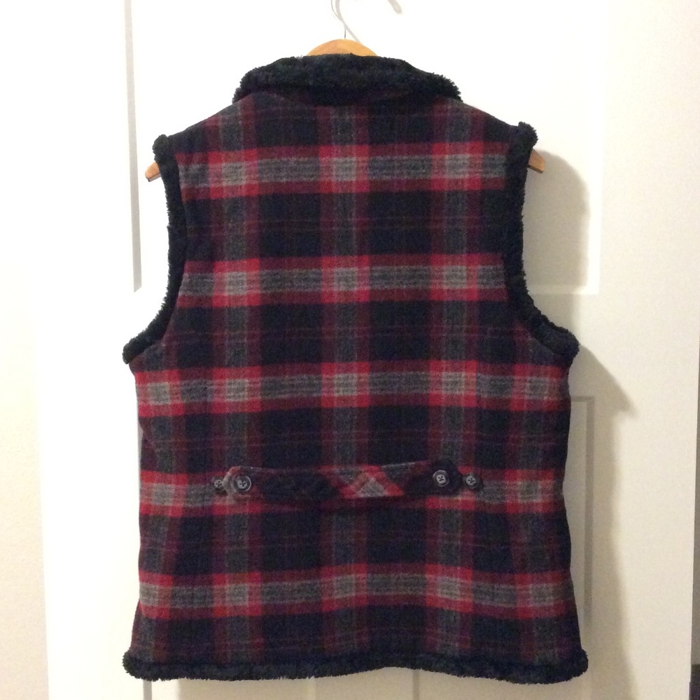 Woolrich Fleece lined Wool Black & Red plaid vest - Women's SMALL - Picture 2 of 8